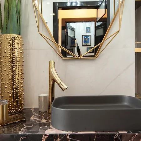Boutique Hedonist Makarska
